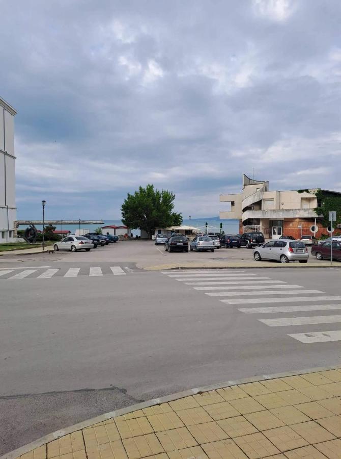 Апартамент Амира 3 Balchik Exterior photo